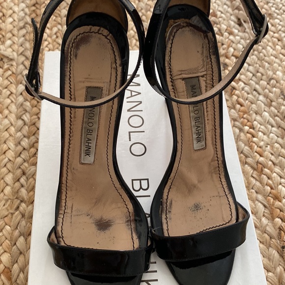 Manolo Blahnik Chaos Patent Leather Sandals - Picture 4 of 8